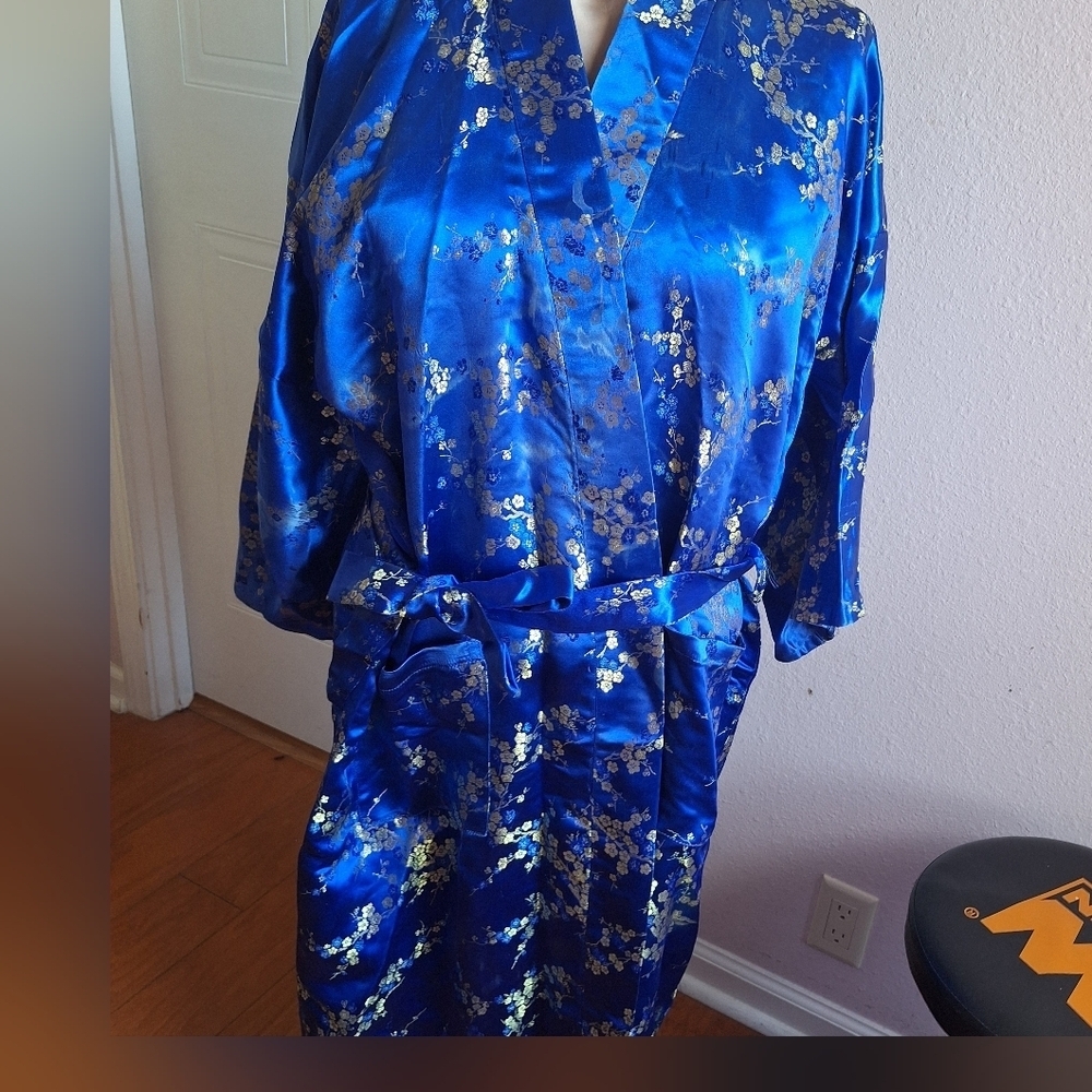 Blue Floral Kimono Robe